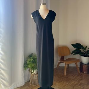 FRAME Le Muscle V-Neck Midi-Dress